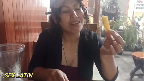 QUE RICOS MASAJES HACE MI LATINO MORENO DESPUES ME FOLLA DELICIOSO